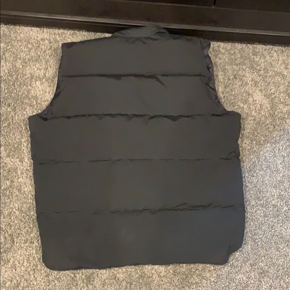 Men’s Canada Goose vest - Picture 2 of 4